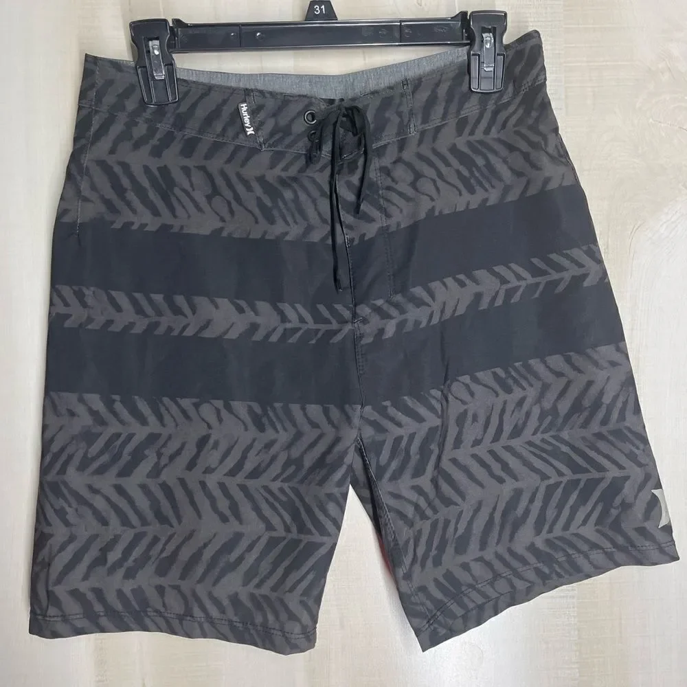 Hurley black and gray swim trunks board shorts,‎ size 28
